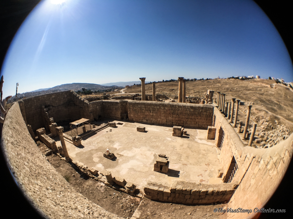 #travel #jordan #manmade #photography #travelphotography #romanempire #ruins #wanderlust #visastampcollector #globetrotter #travelblogger #traveller